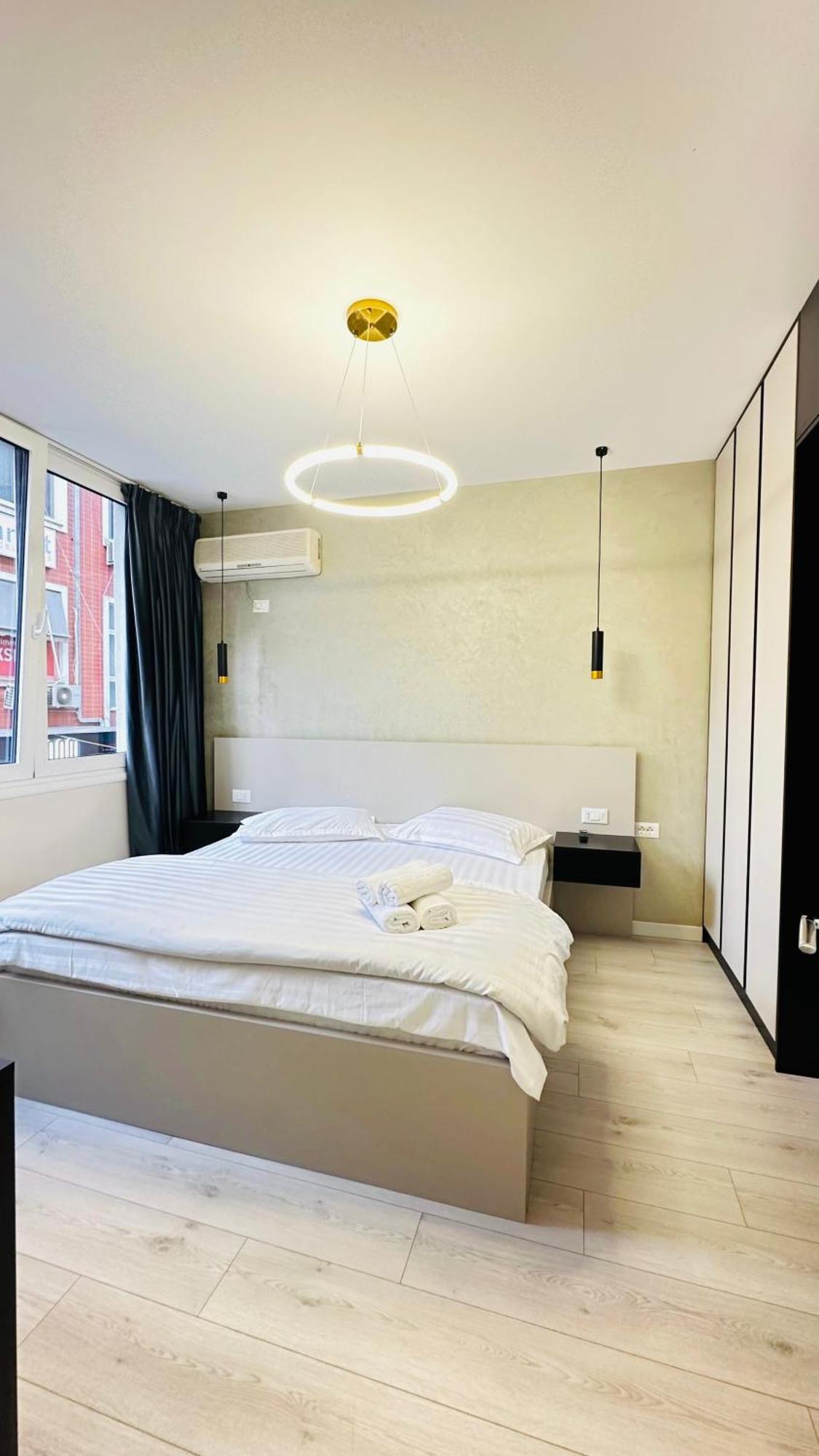 Luxurious Central Stay - Self Check-In Τίρανα Εξωτερικό φωτογραφία