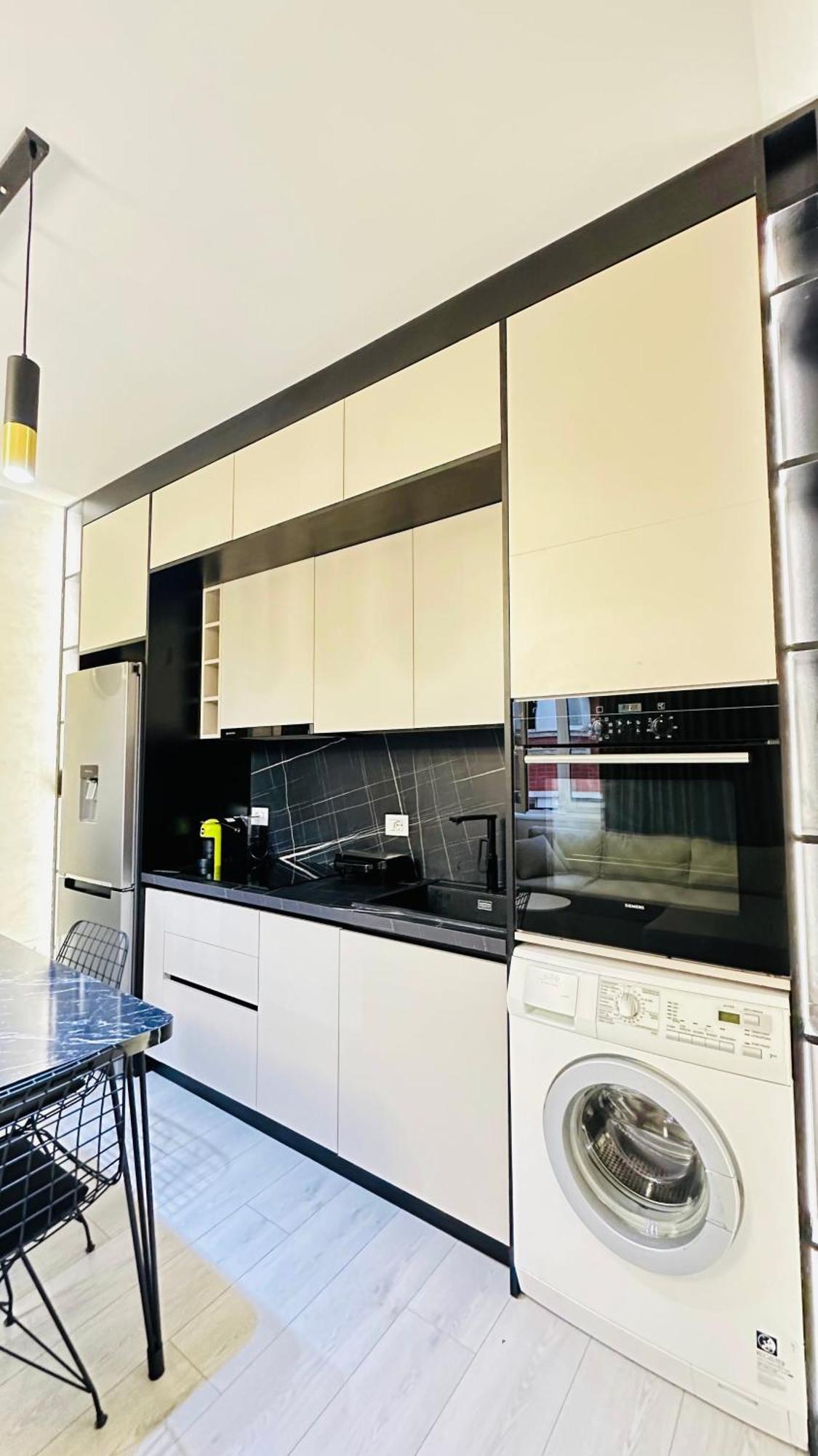 Luxurious Central Stay - Self Check-In Τίρανα Εξωτερικό φωτογραφία